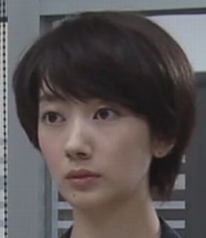 波瑠さんの髪型は後ろがポイント 画像有り えっ ソコつっこむけど つっこまない